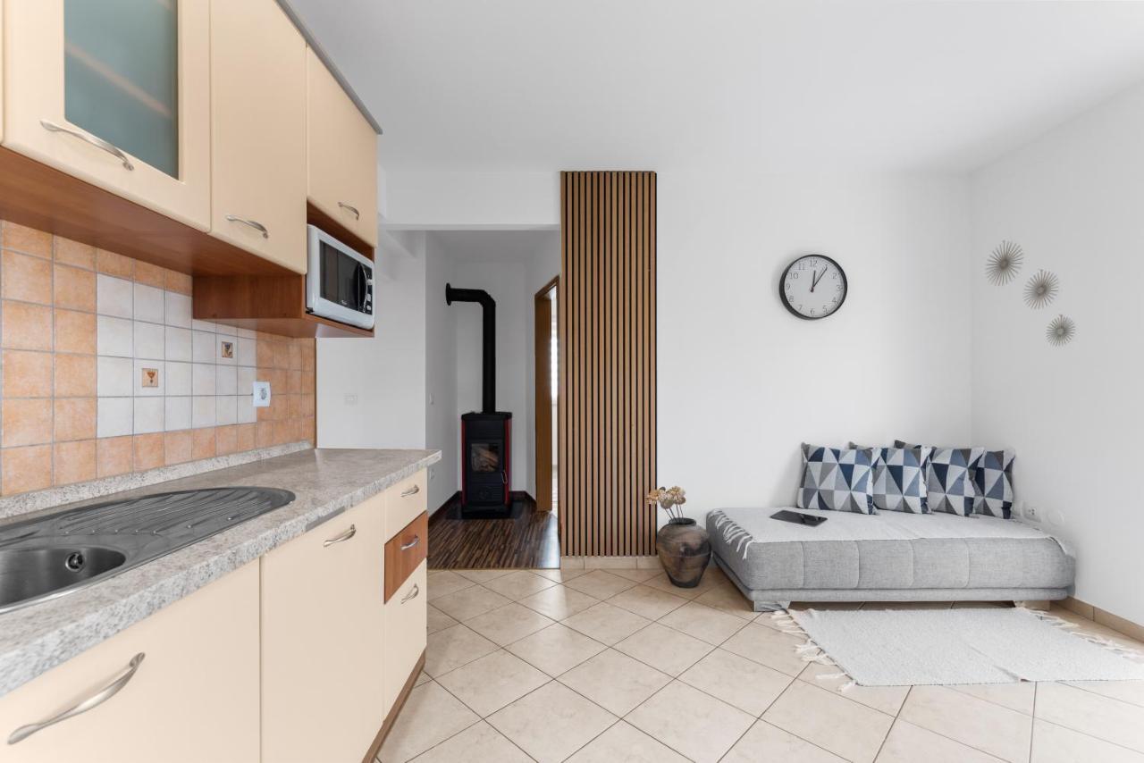 Apartment Mdm Buje Kültér fotó