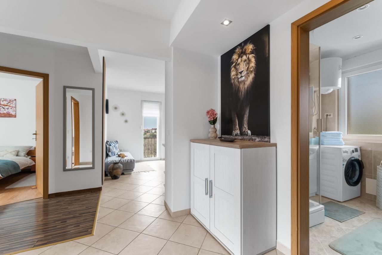 Apartment Mdm Buje Kültér fotó